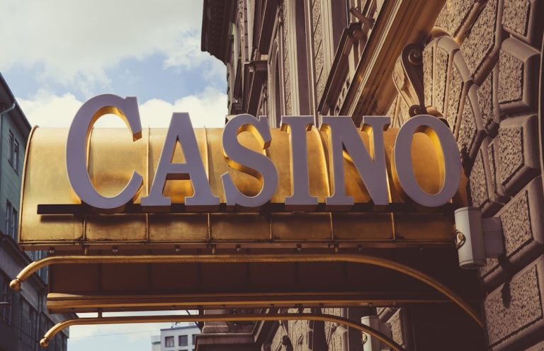 TopStaysGuide’s Picks for Budget-Friendly Hotel-Casino Options